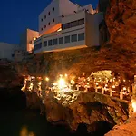 Grotta Palazzese Polignano a Mare
