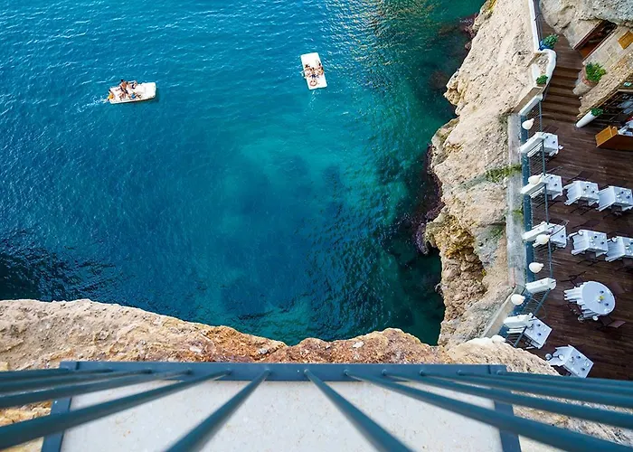 Grotta Palazzese Hotel