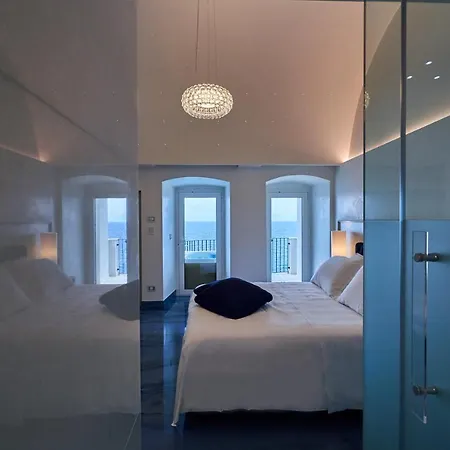 Grotta Palazzese 5*