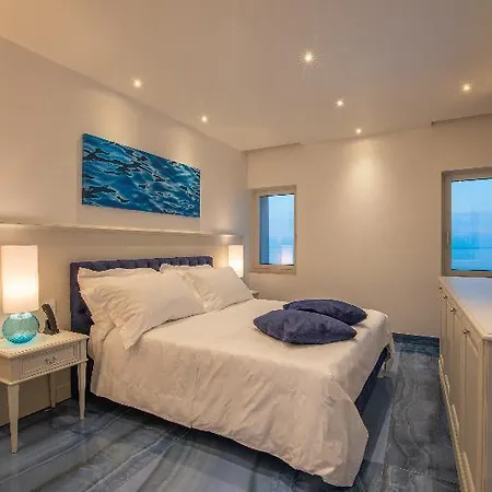 Grotta Palazzese 5*