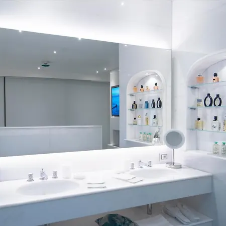 Grotta Palazzese 5* פולינאנו א מארה