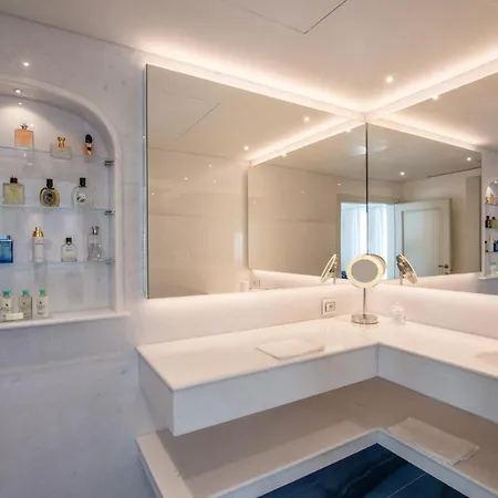 Grotta Palazzese מלון