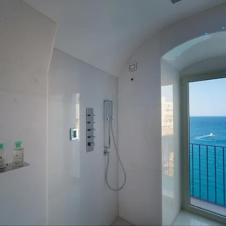 Grotta Palazzese 5*
