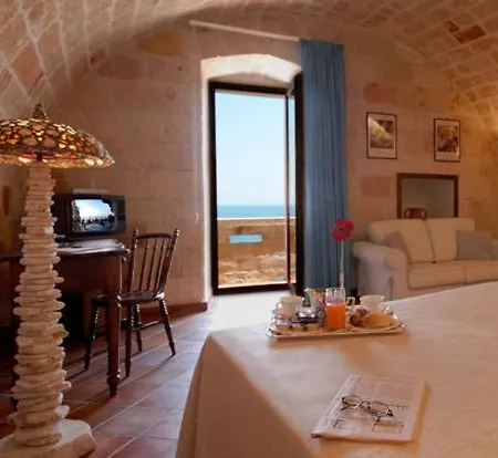 Grotta Palazzese Otel 5*