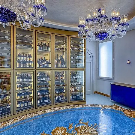 Grotta Palazzese Hotel