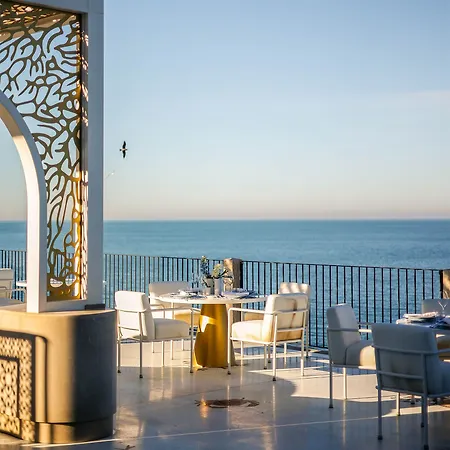 Hotell Grotta Palazzese 5*
