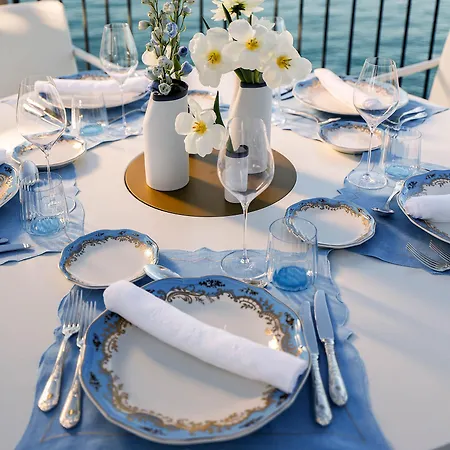 Hotell Grotta Palazzese 5*