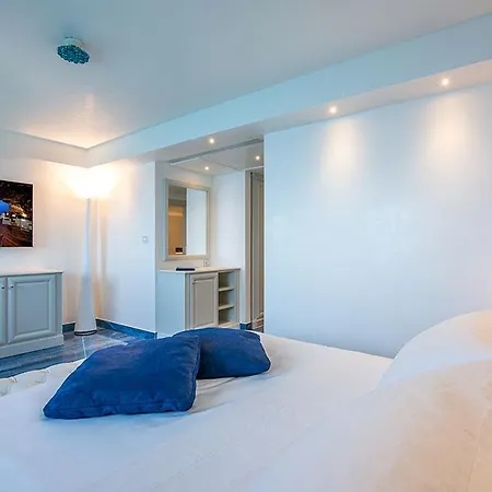 Grotta Palazzese Hotel 5*