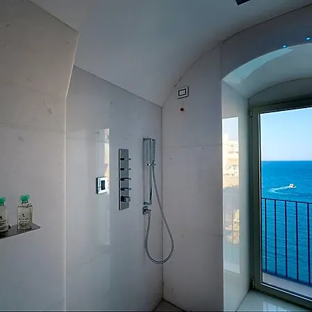 Grotta Palazzese 5* Polignano a Mare