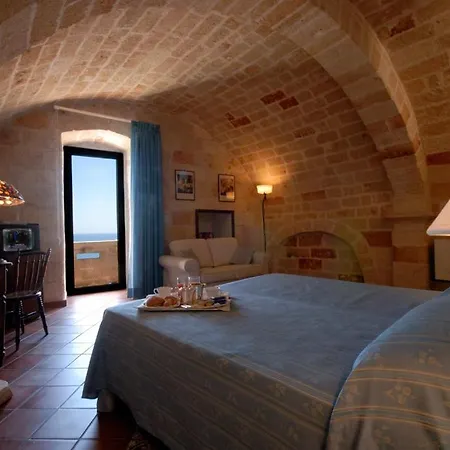 Grotta Palazzese 5* Polignano a Mare