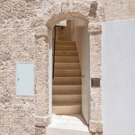 ホテル Grotta Palazzese 5*