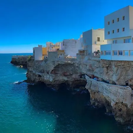 Grotta Palazzese 호텔