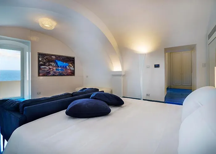 Grotta Palazzese Hotel