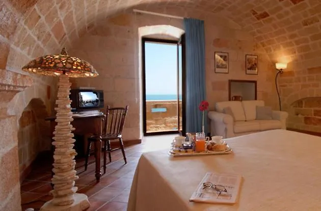 Grotta Palazzese Hotel 5*