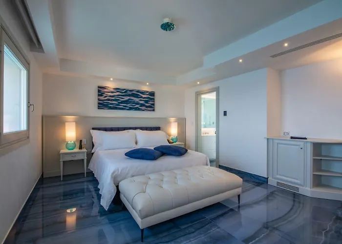 Hotel Grotta Palazzese 5*