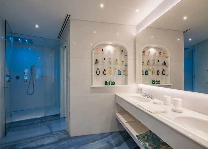 Grotta Palazzese Hotel