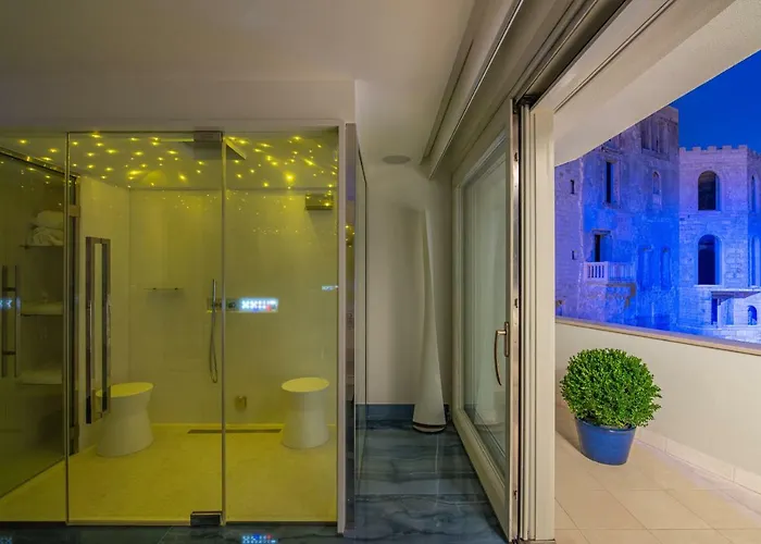 Hotel Grotta Palazzese 5*