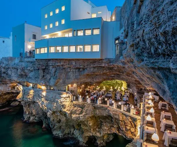 Grotta Palazzese Hotel