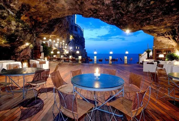 Grotta Palazzese Hotel